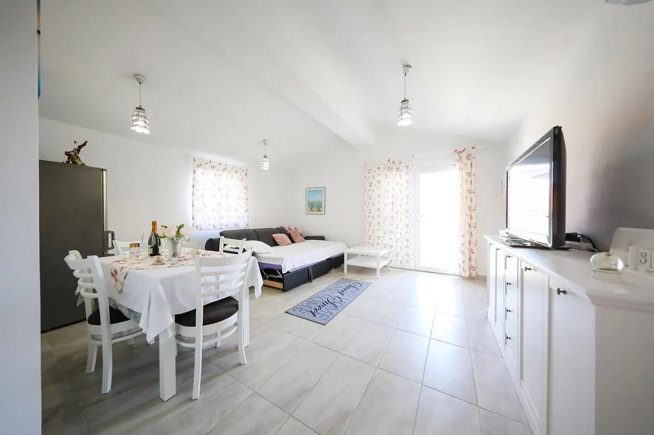 Holiday Home Ana Poljana  Poljana (Ugljan)