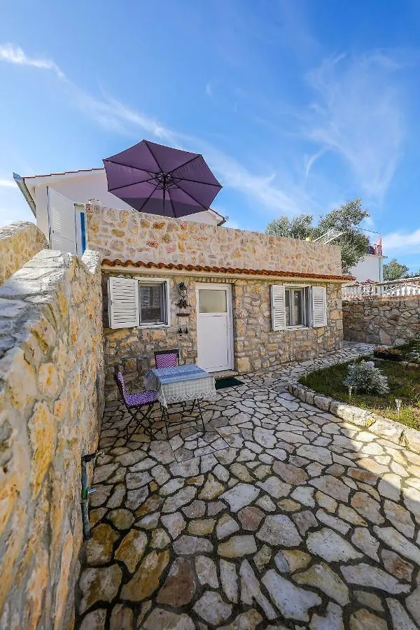 Holiday Home Ana Poljana  0*, Poljana (Ugljan)